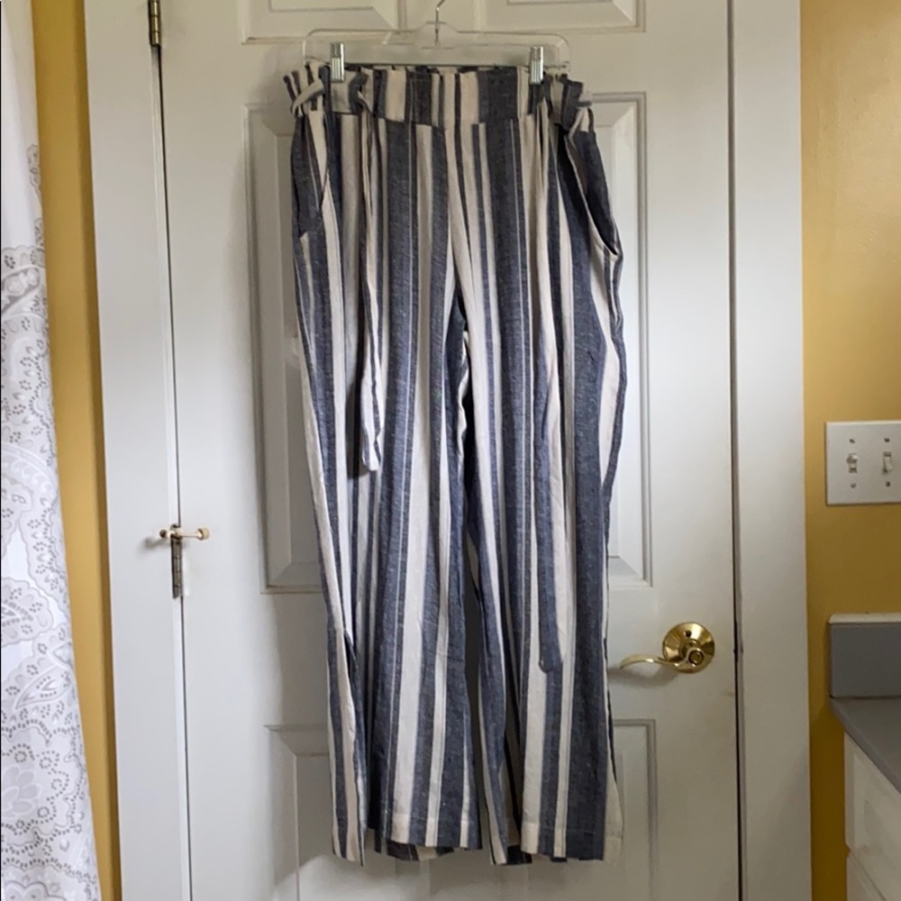 Blue and white striped flowy pants